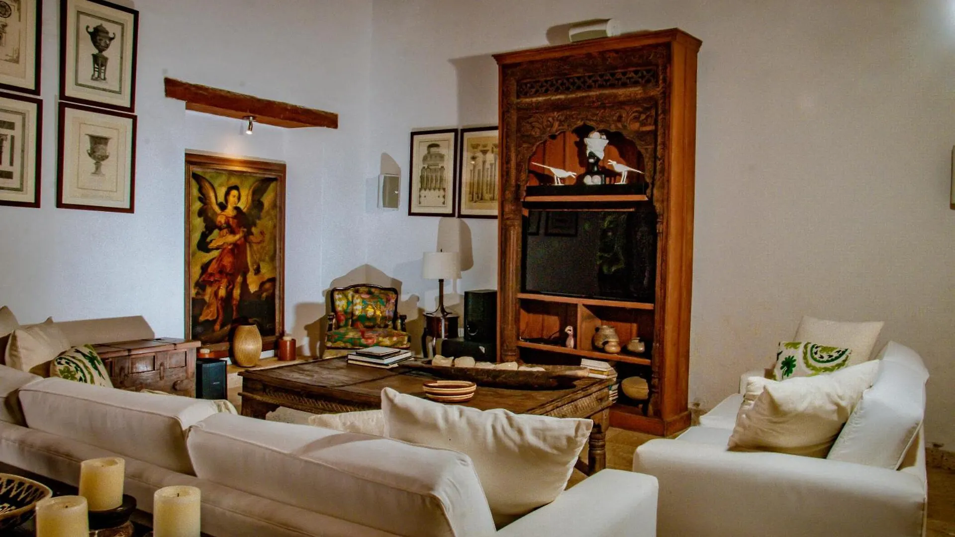 5 Bedroom Villa Inside Of The Walled City Cartagena