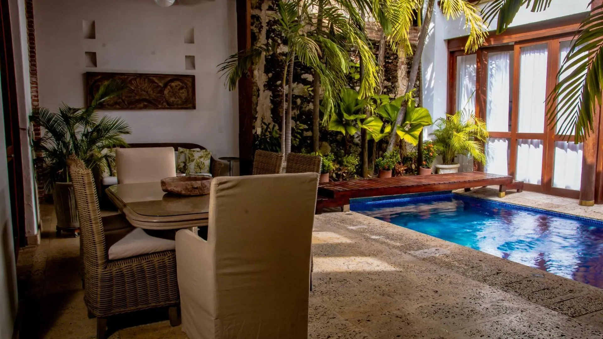 5 Bedroom Villa Inside Of The Walled City Cartagena Casa de Férias