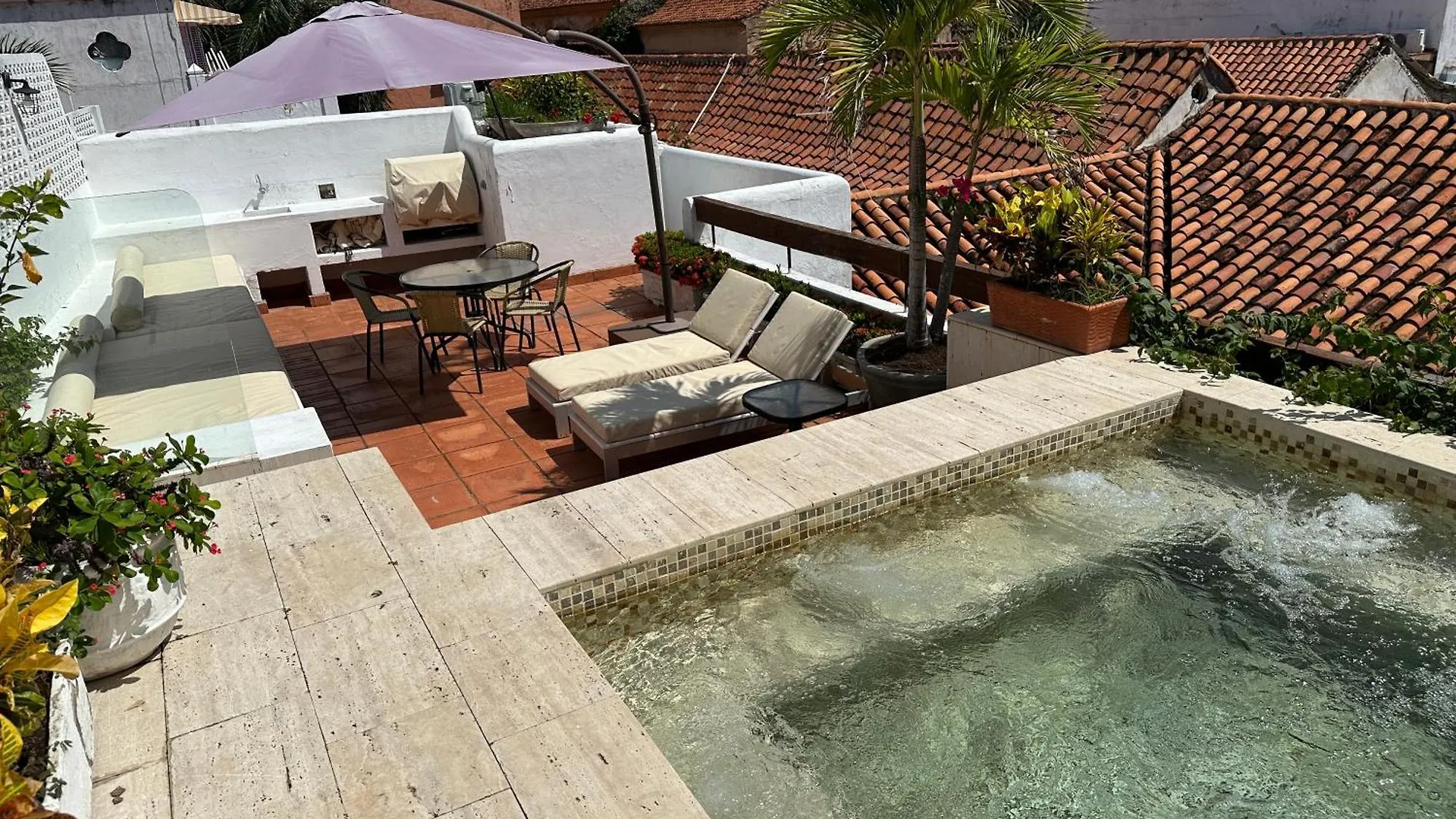5 Bedroom Villa Inside Of The Walled City Cartagena 0*,  Colômbia
